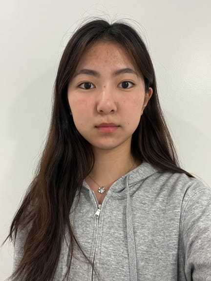 Julie XIAO